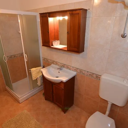 Gostinjska kuća Dekovic Materada Porec