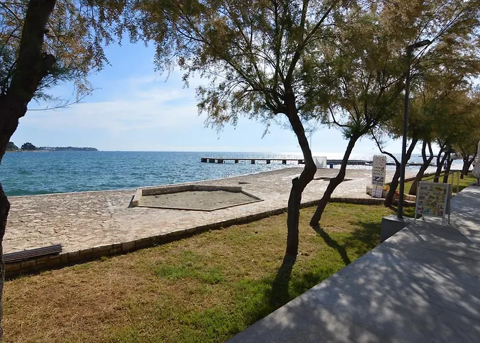 Penzion Dekovic Materada 3*