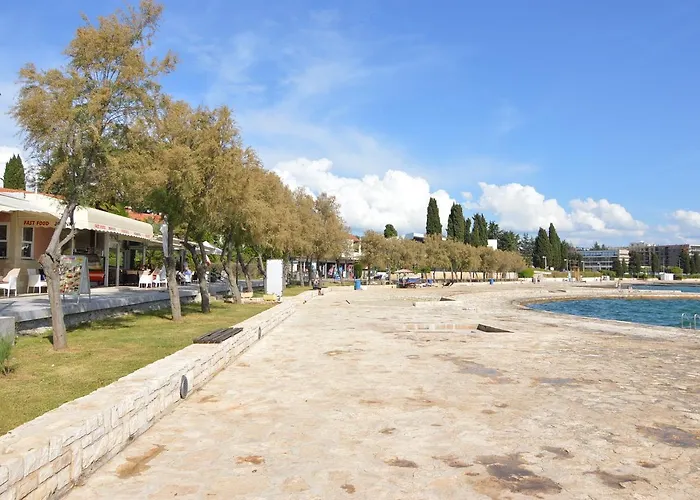 Dekovic Materada Konukevi Poreč