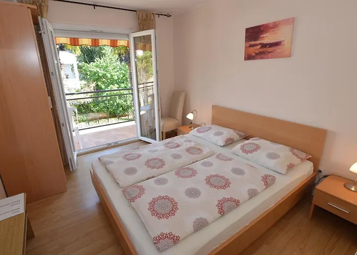 Dekovic Materada Penzion 3*