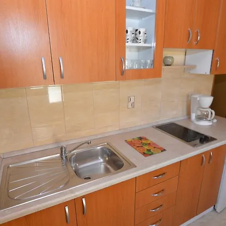 Dekovic Materada Gostinjska kuća 3*