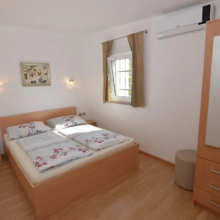 Dekovic Materada 招待所 波雷奇