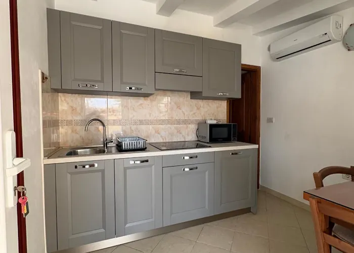 Dekovic Materada Πανσιόν