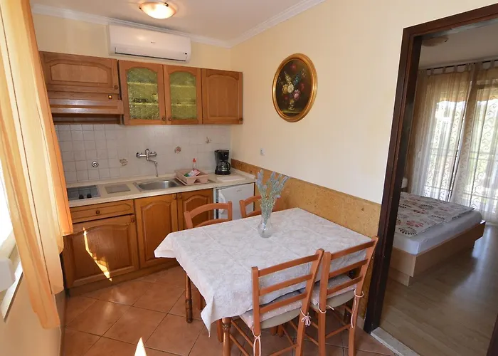 Dekovic Materada 3* Πόρετς